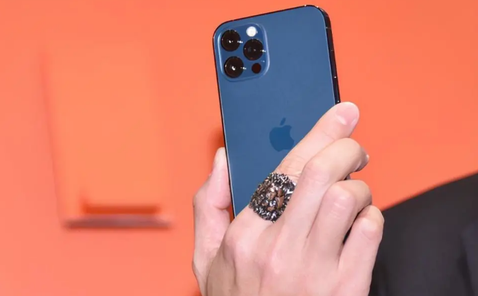牡丹苹果手机维修分享iPhone12系列重启方法教程 